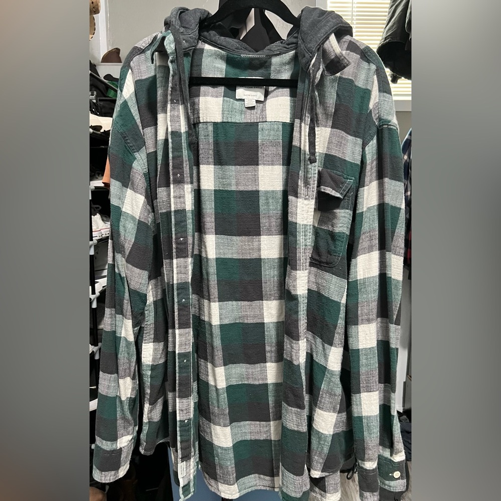 Size 3X - Men’s American Eagle Hooded Flannel
